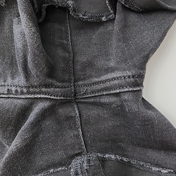 American Eagle AEO NE(X)T Level Stretch Black Super Hi-Rise  Shortie Shorts Sz 0 - Picture 12 of 16